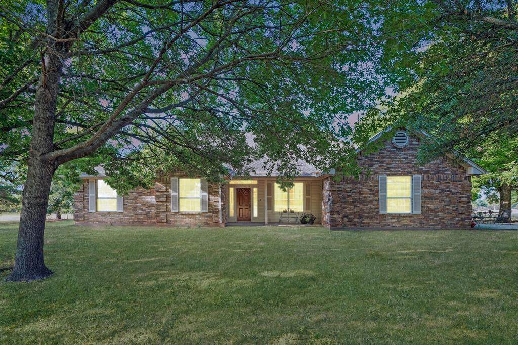 1310 Old Reno - Photo 1