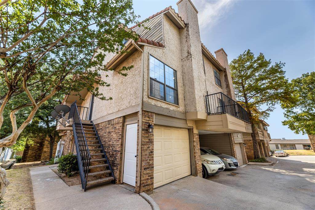 6030 Stoneybrook Drive - Photo 1