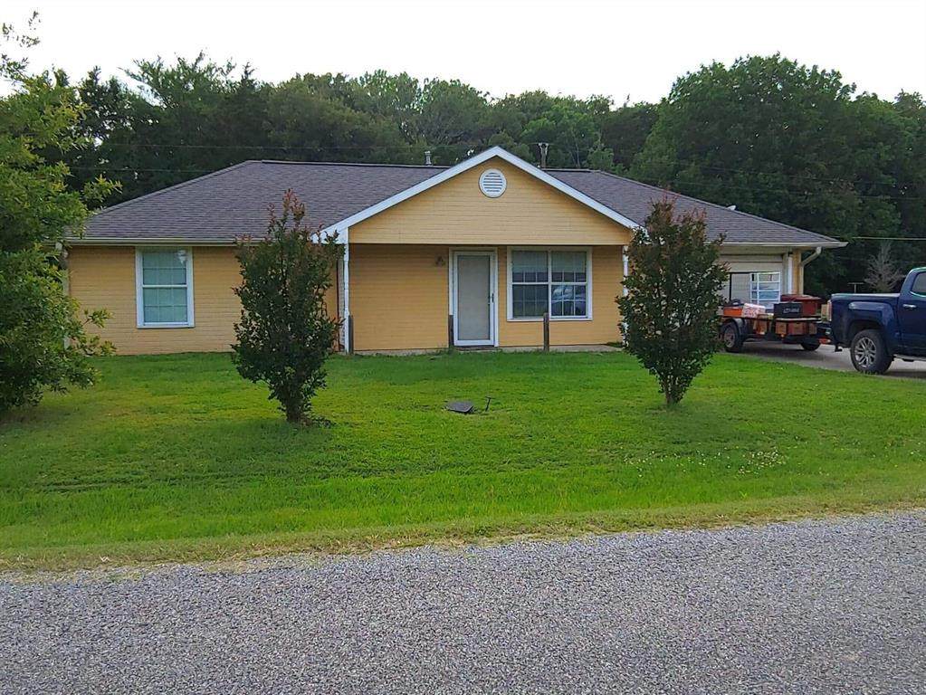 6805 Lakeview Drive - Photo 1