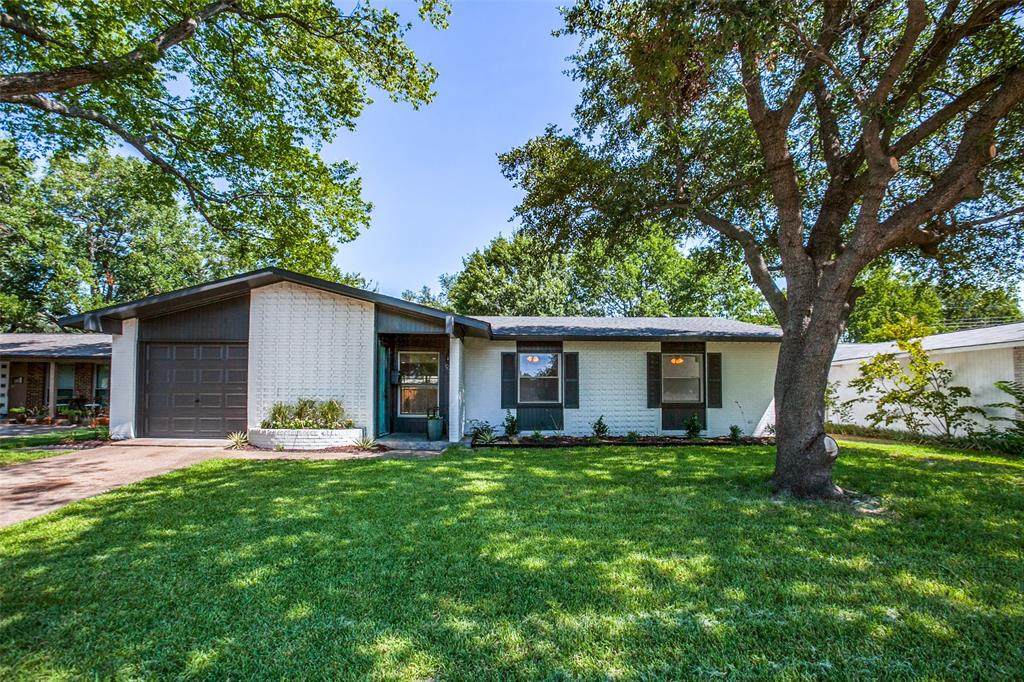 904 Wisteria Way - Photo 1