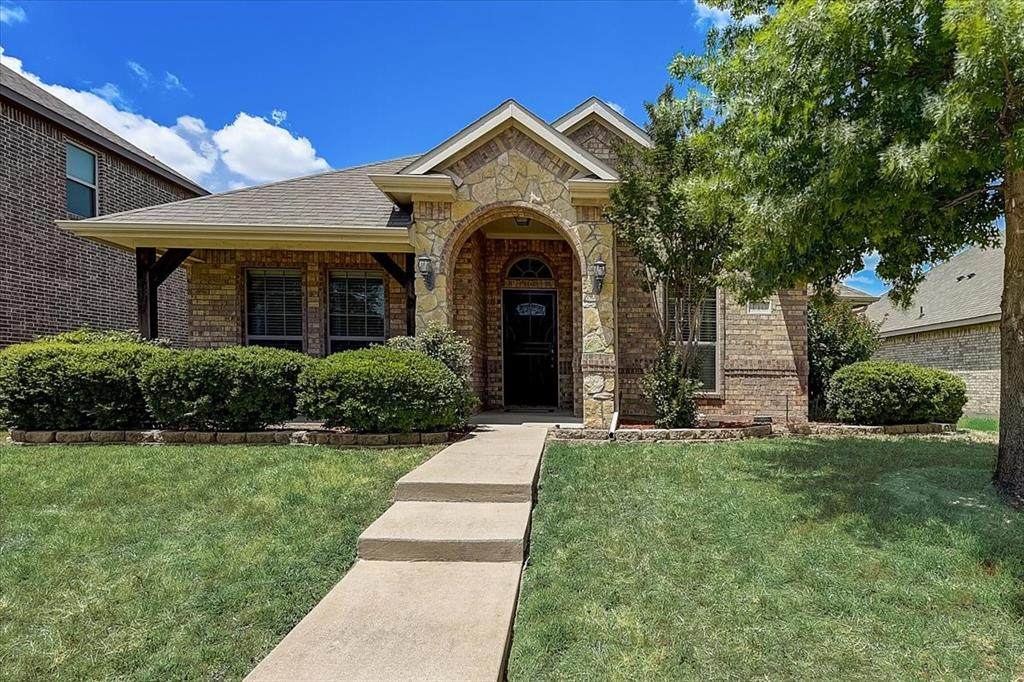 110 Brook Hollow Lane - Photo 1