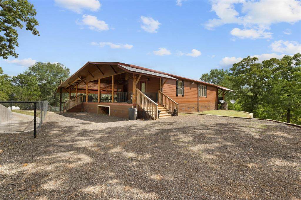 155 County Road 3504 - Photo 1