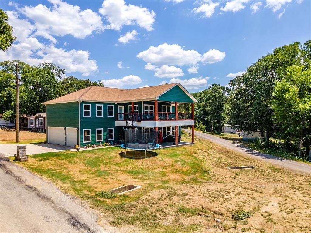 16 Beach Drive - Photo 1