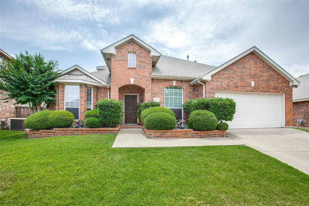6230 Fieldcrest Lane - Photo 1