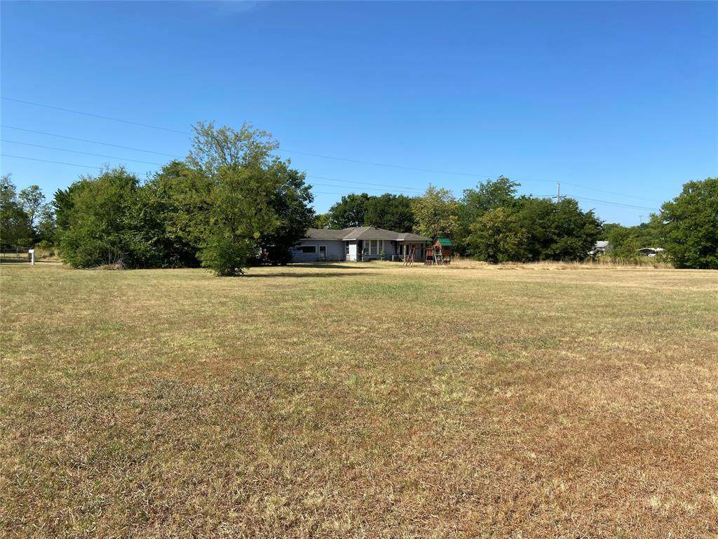 401 Gardner - Photo 1