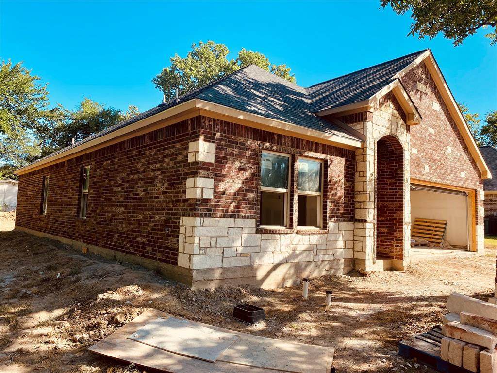 1043 Beauford - Photo 1