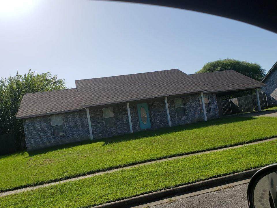 1010 Solomon Drive - Photo 1