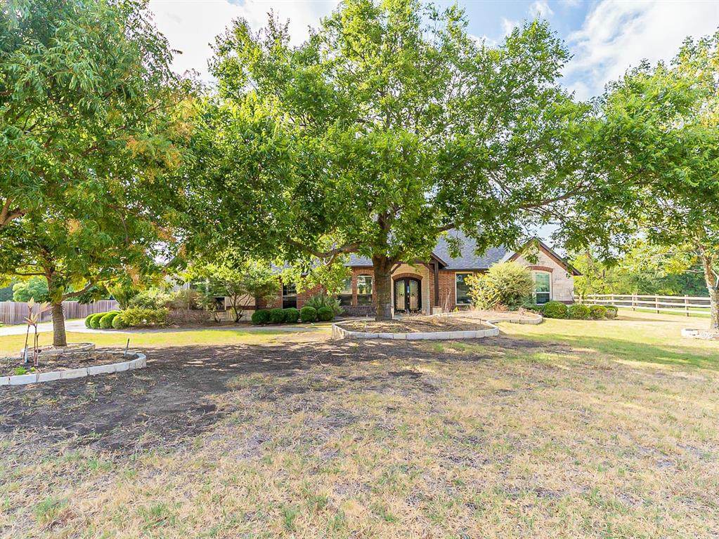 3140 Pelican Way - Photo 1