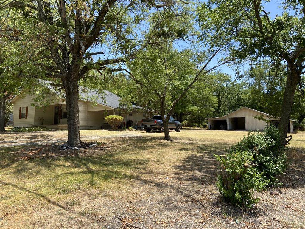 607 Locust Street - Photo 1