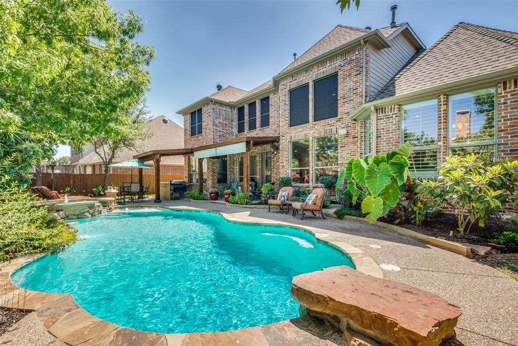1605 Roxboro Lane - Photo 1