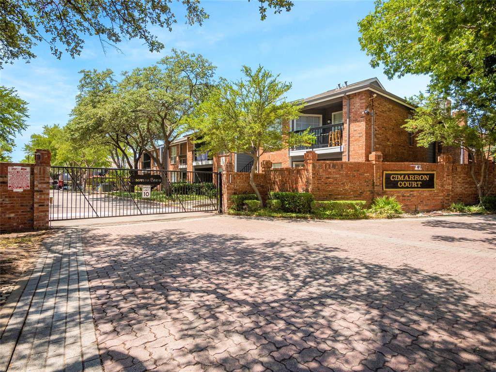 18333 Roehampton Drive - Photo 1