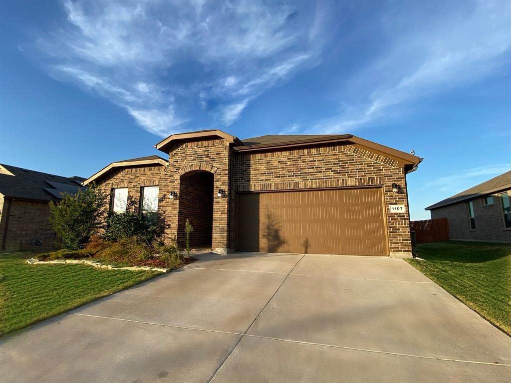 1107 Larkspur Lane - Photo 1