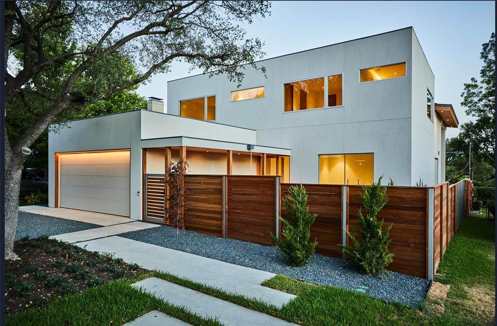 6922 La Vista Drive - Photo 1