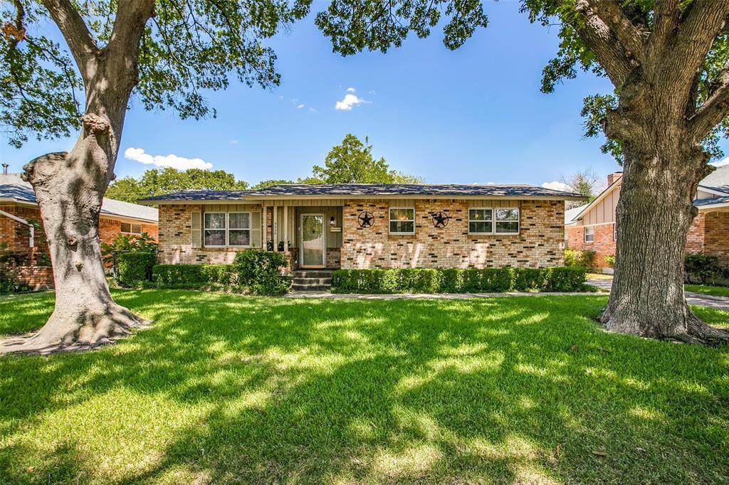 5220 Darlene Street - Photo 1
