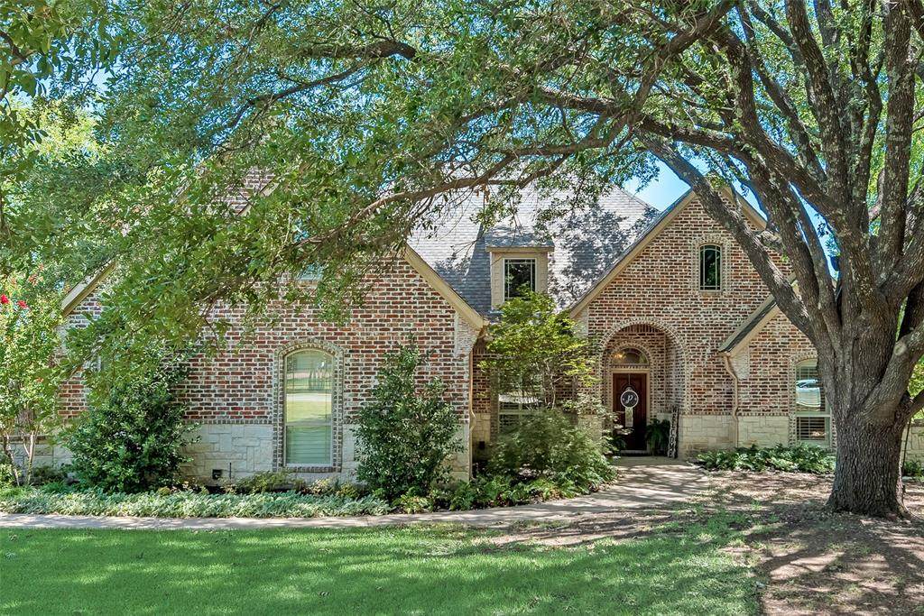 316 Trinity Street - Photo 1
