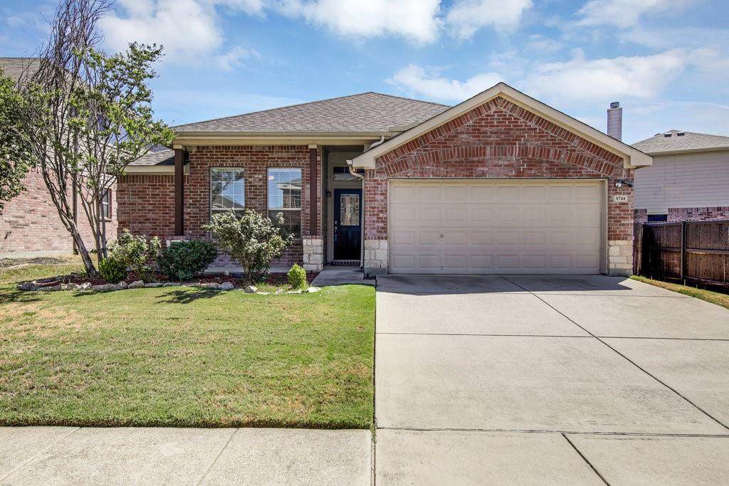 8744 Golden Sunset Trail - Photo 1
