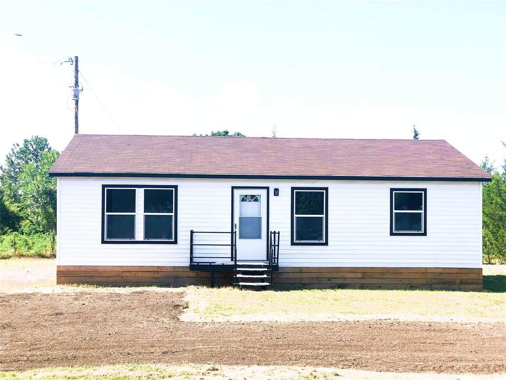 1405 County Road 4009 - Photo 1