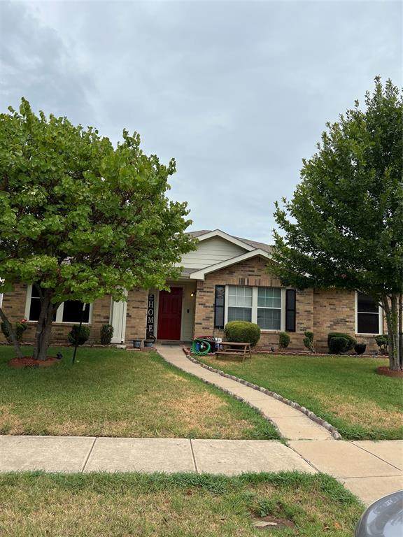 108 Palm Drive - Photo 1