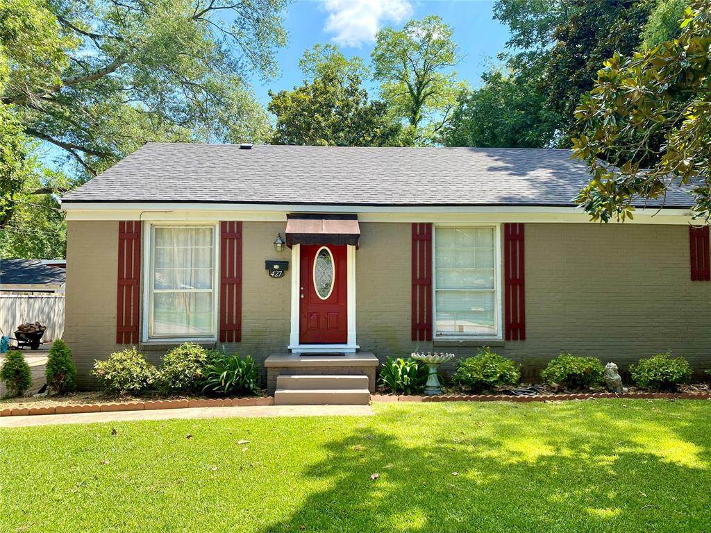 427 Albert Avenue - Photo 1