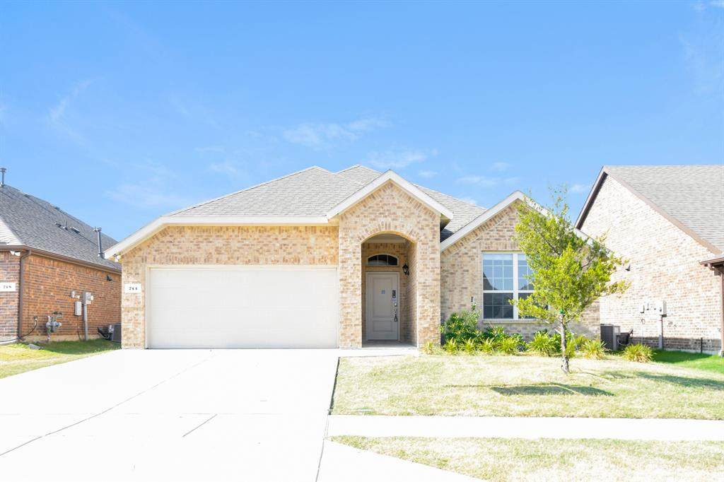 744 Jamestown Lane - Photo 1