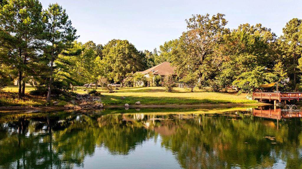 1823 County Road 2131 - Photo 1