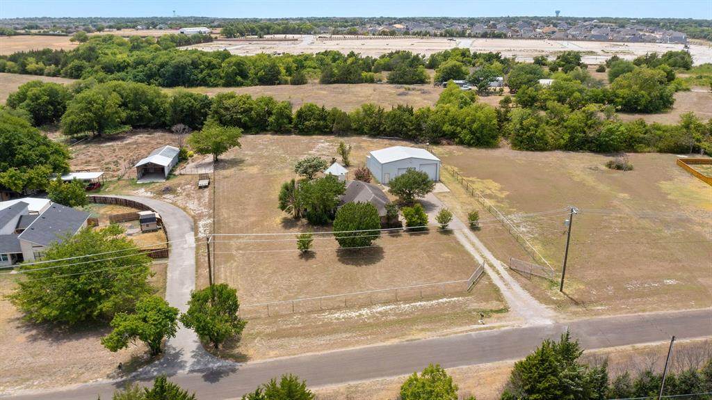 4631 Diamond Creek Drive - Photo 1