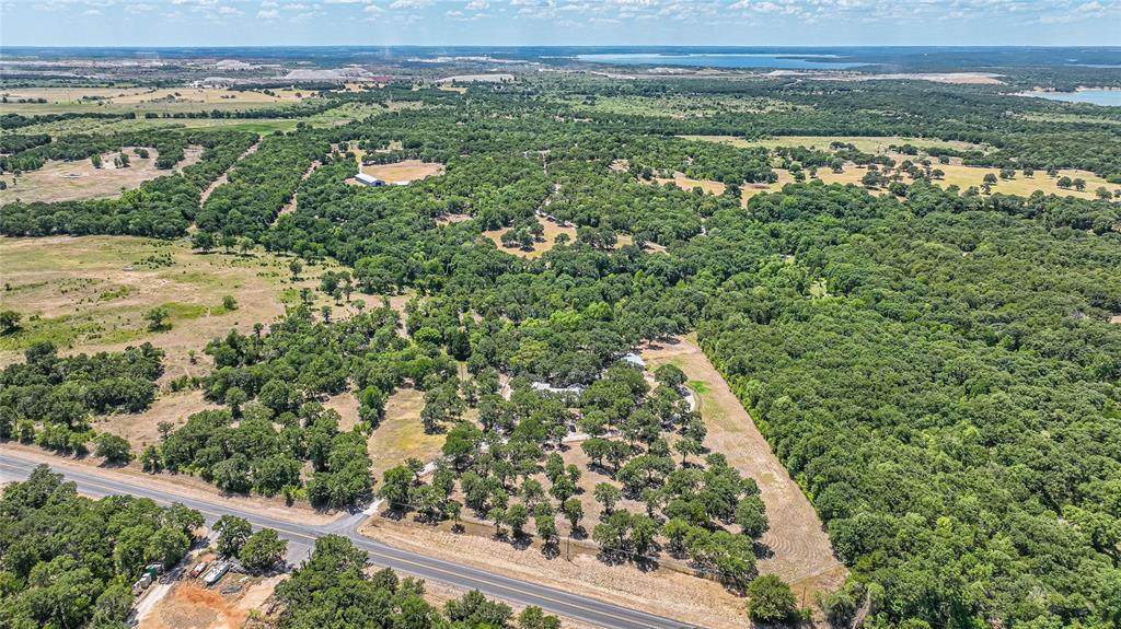 6907 Fm 1810 - Photo 1