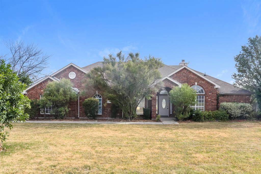 8807 Colonial Drive - Photo 1