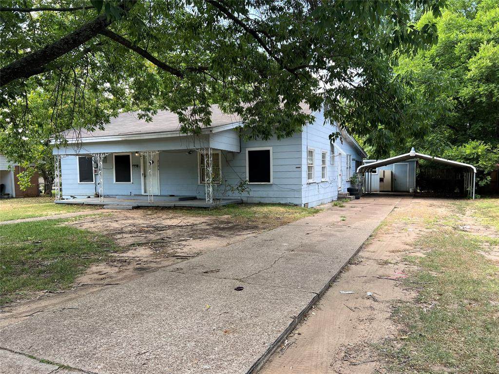 2126 Cedar Street - Photo 1