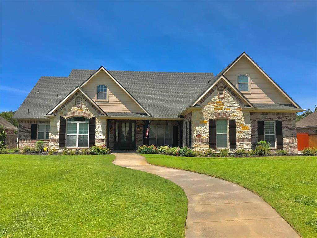 2002 Creekview Drive - Photo 1