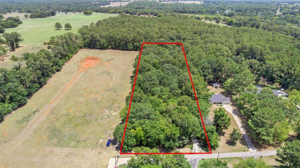 672 Southlake Drive - Photo 1