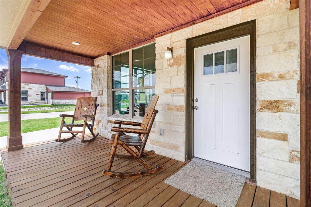 203 Perch Drive - Photo 1