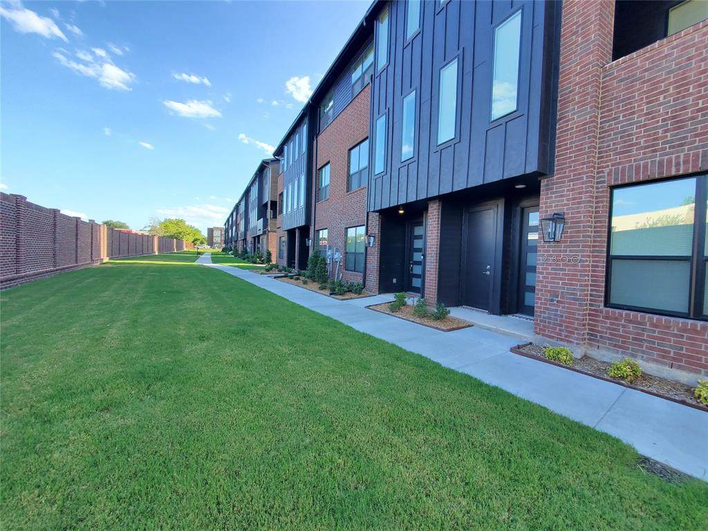 2800 Addison Park Lane - Photo 1