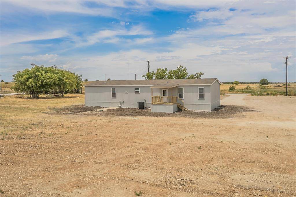 610 County Road 2937 - Photo 1