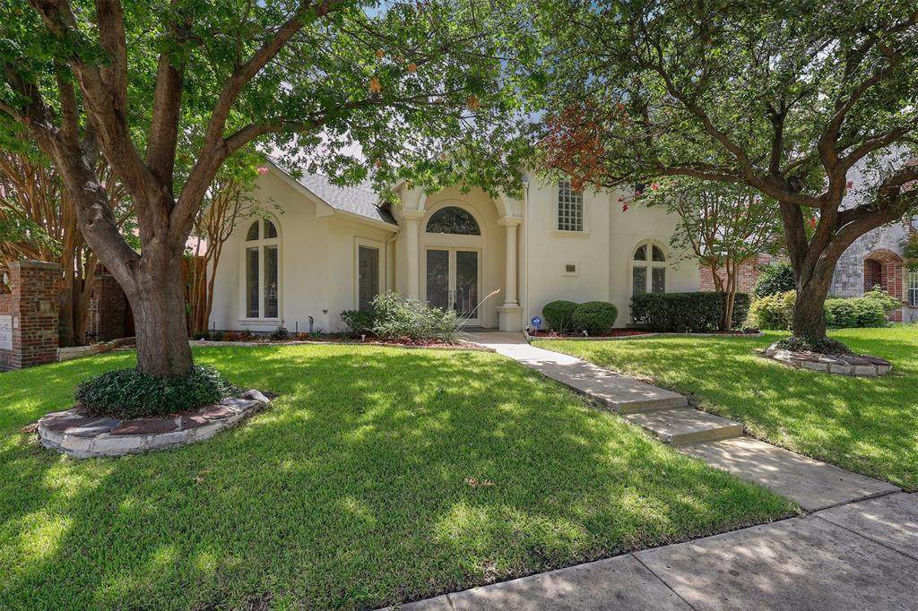 5100 Captiva Drive - Photo 1