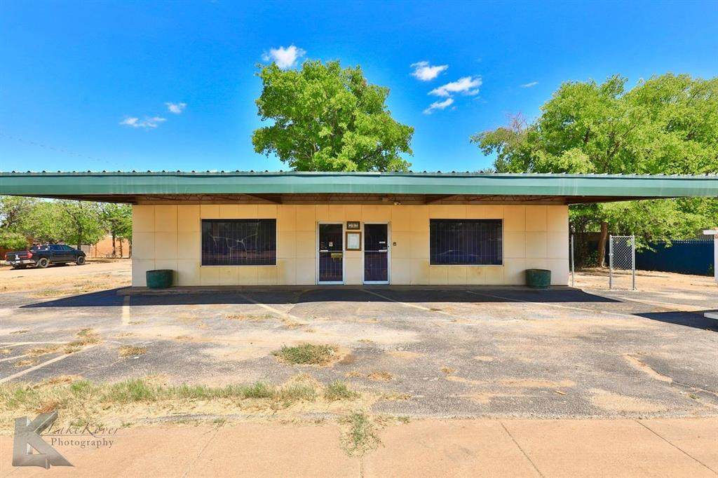 715 Grape Street - Photo 1