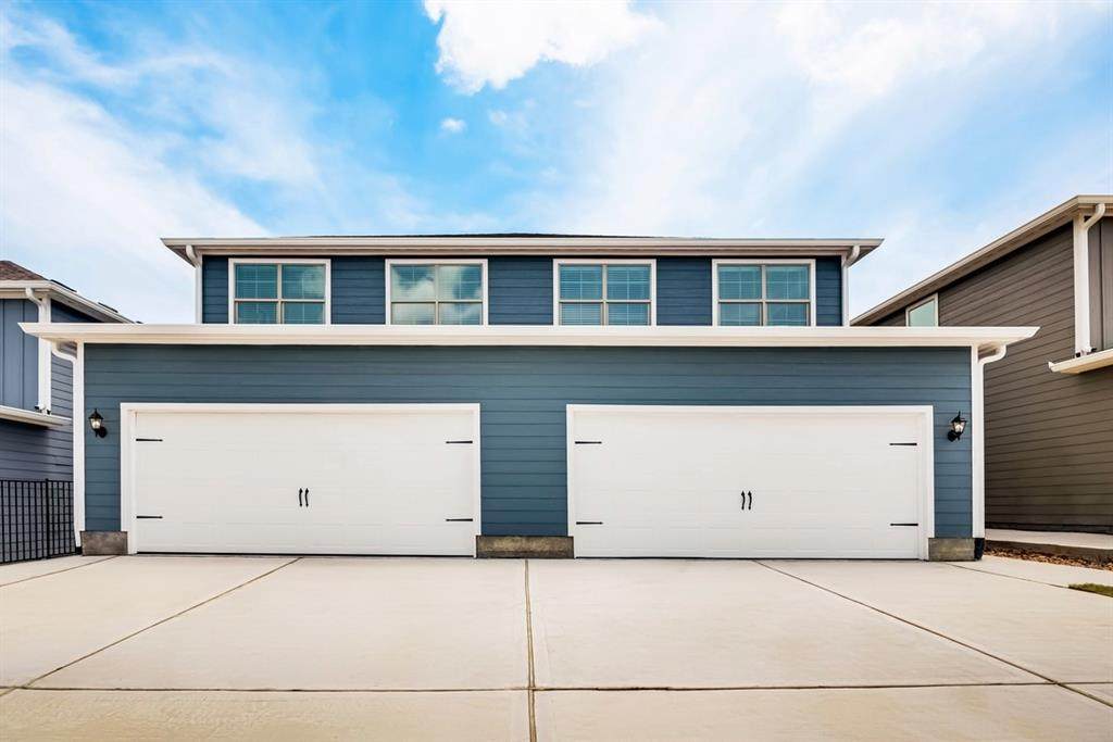 305 Stone Court - Photo 1