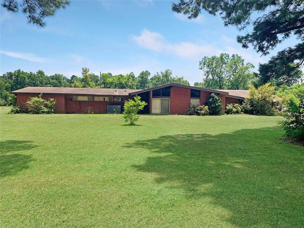 1548 Vickers - Photo 1