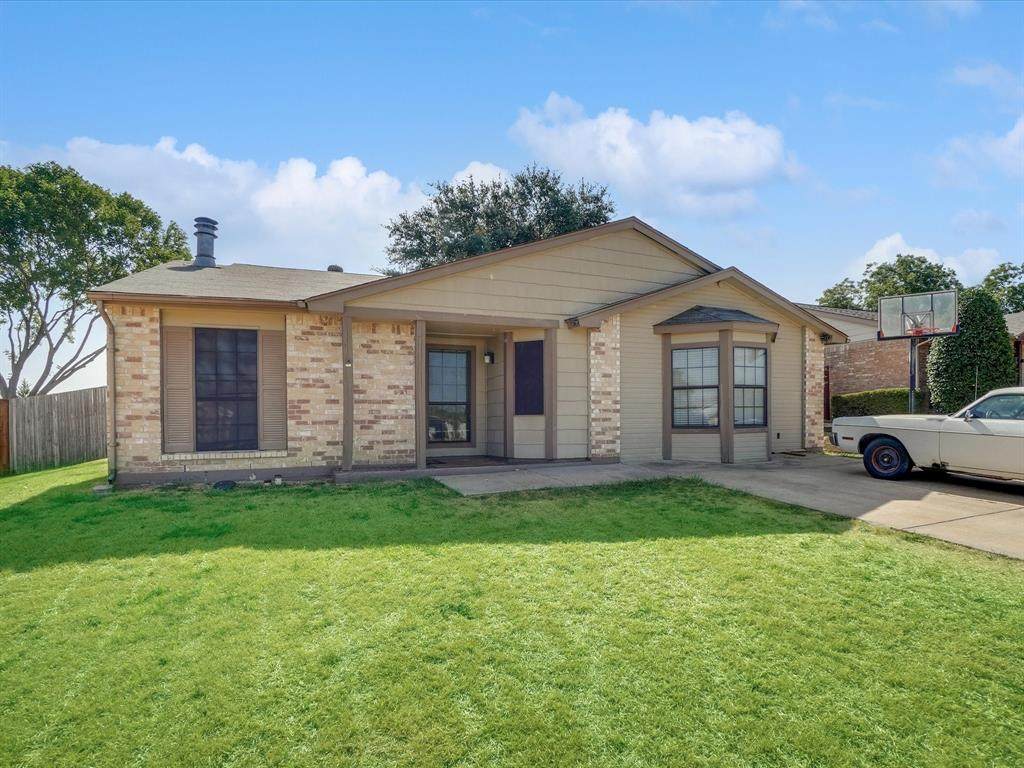 7104 Elliot Court - Photo 1