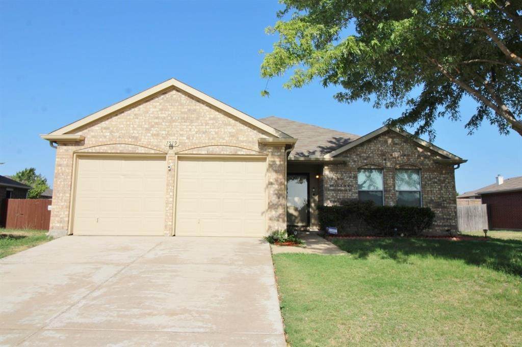 1519 Lakeside Drive - Photo 1