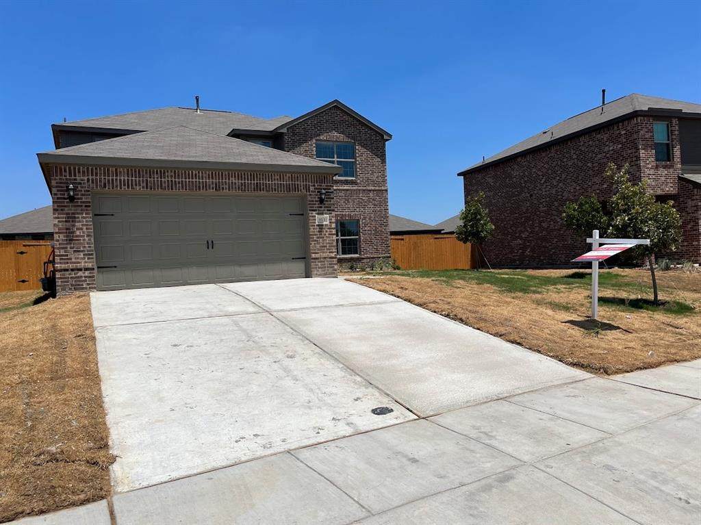 817 Mallorie Lane - Photo 1