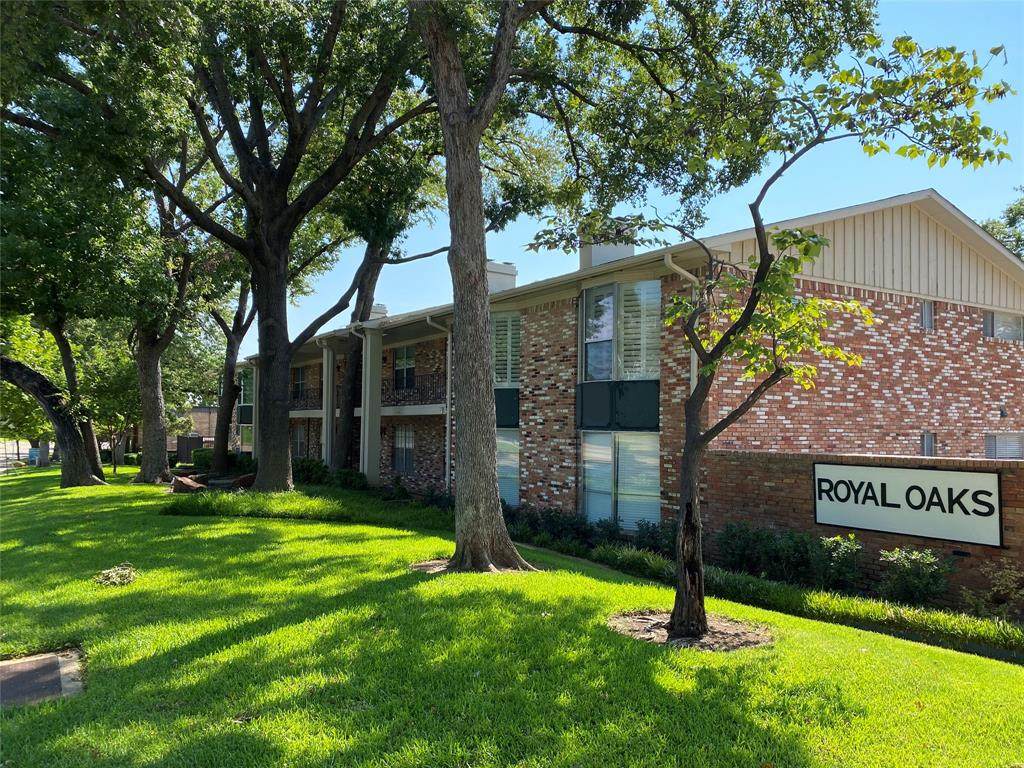 7826 Royal Lane - Photo 1