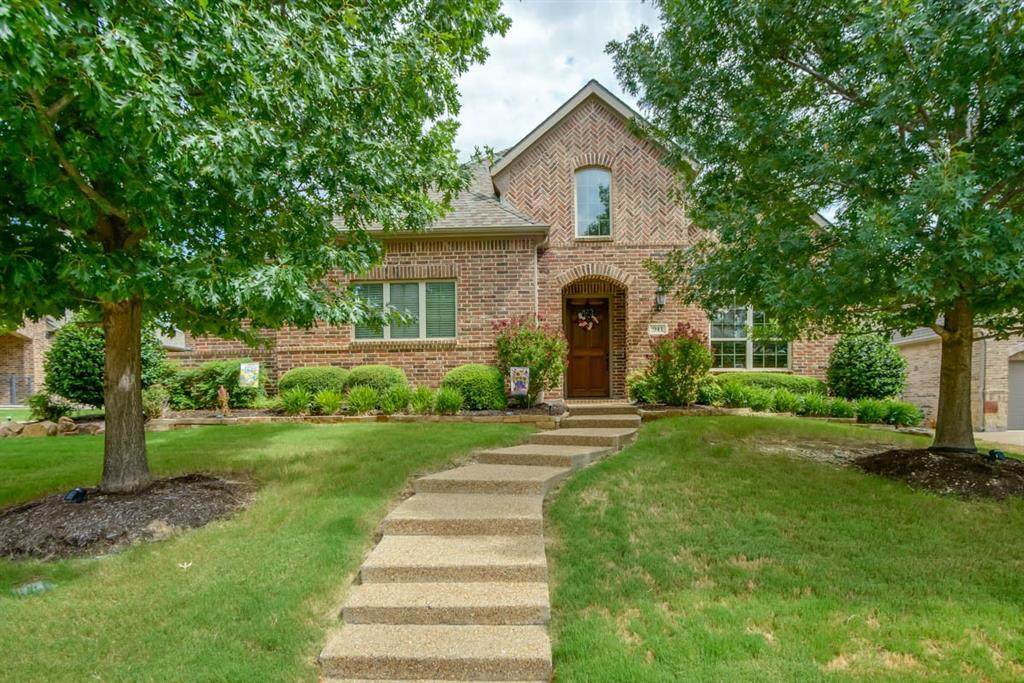 941 Stratford Drive - Photo 1