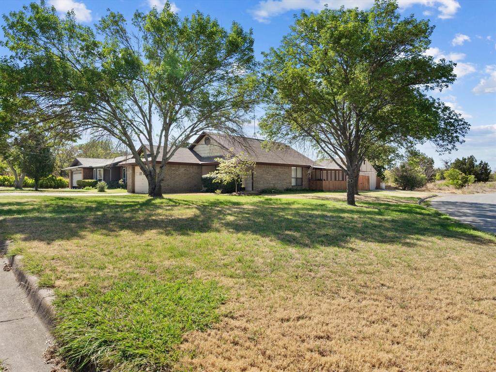 1215 Keechi Street - Photo 1