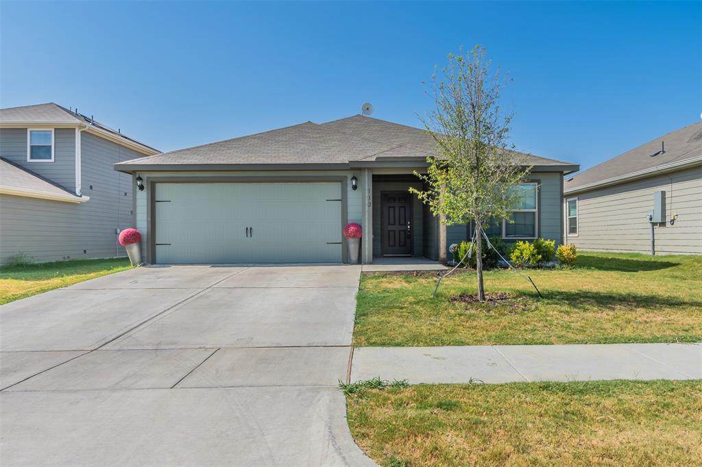 112 Bush Drive - Photo 1