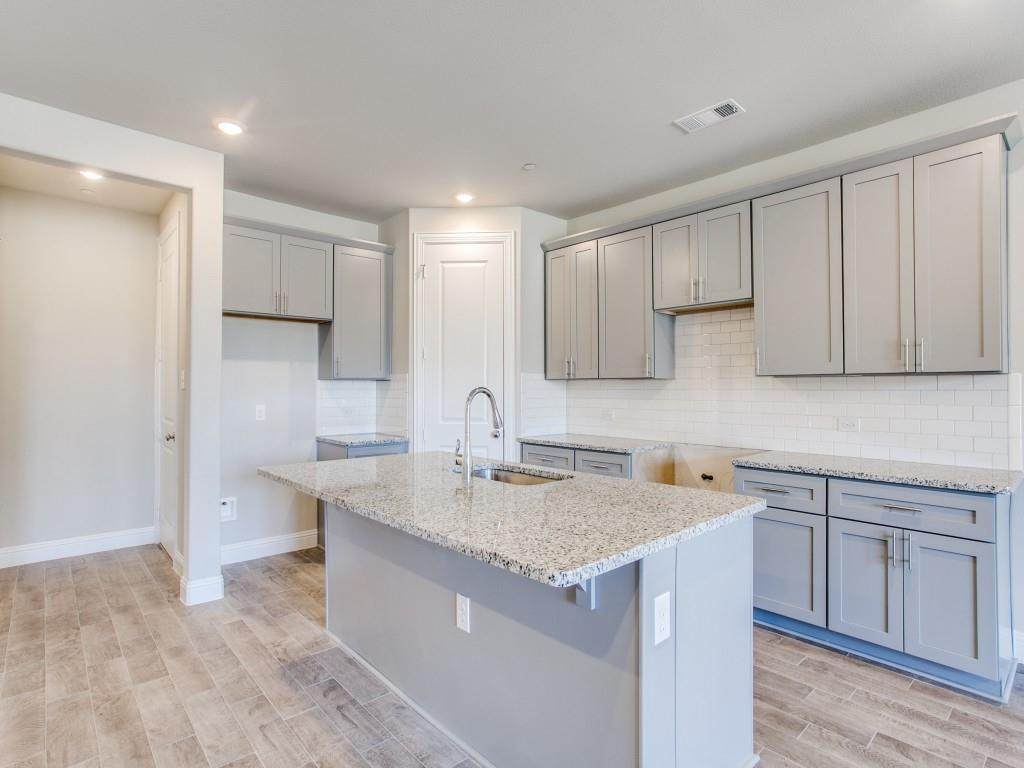 909 Suma Drive - Photo 1