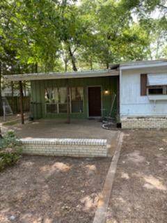 307 Live Oak Lane - Photo 1