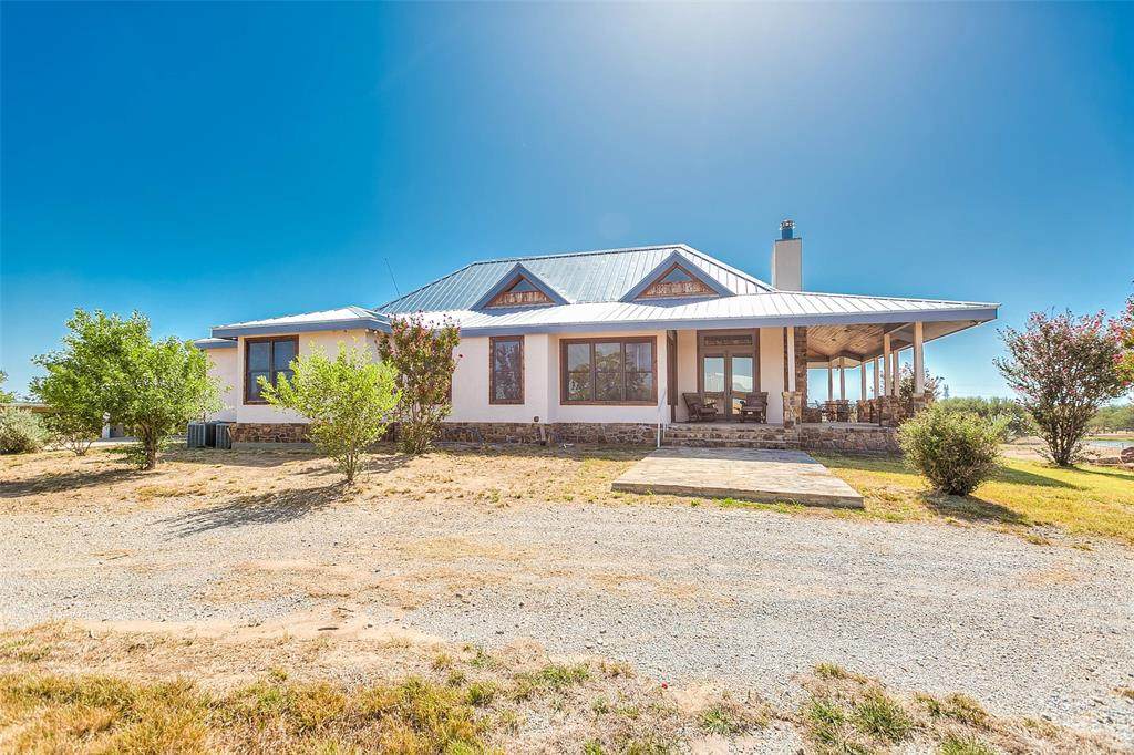 8181 County Rd 268 - Photo 1