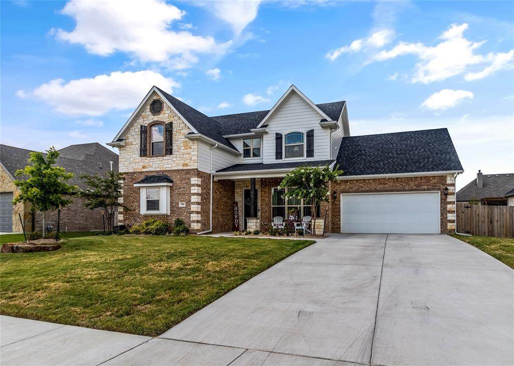 906 Bent Wood Lane - Photo 1