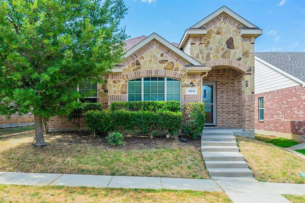 9012 Spurs Trail - Photo 1